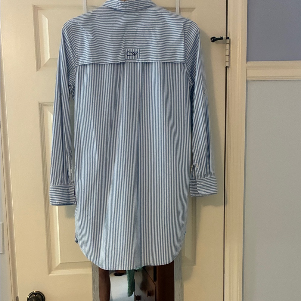 Vineyard Vines Light Blue and White Striped Button-Down Tunic Shirt - Picture 2 of 2
